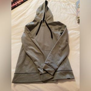 Under Armour sweatshirt